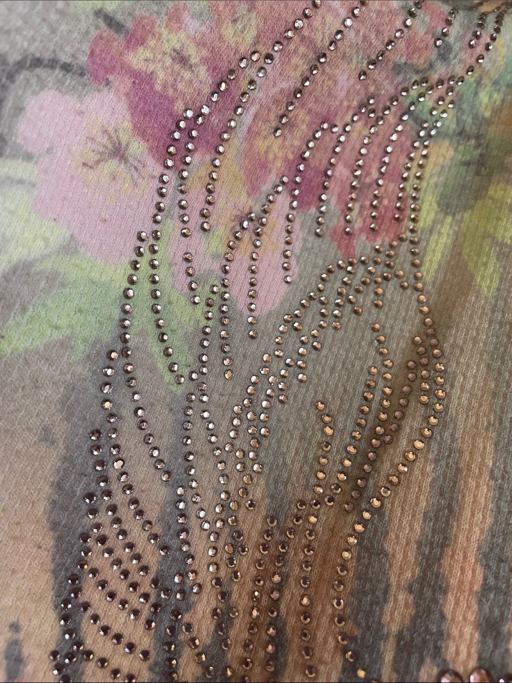Go jeans heart rhinestone top - Picture 5 of 5